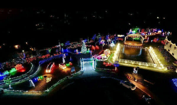 Best Christmas Lights for KC Holiday Lighting Installers